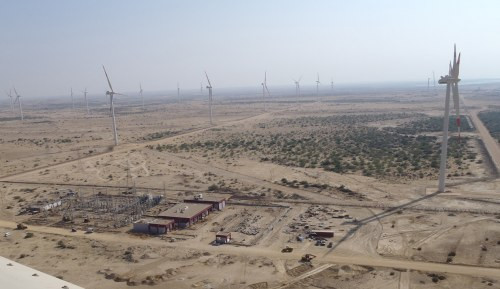 Durch den Einsatz von Windturbinen ausländischer Hersteller leitet das Projekt einen wichtigen Transfer von technischem Know-how nach Pakistan ein.
